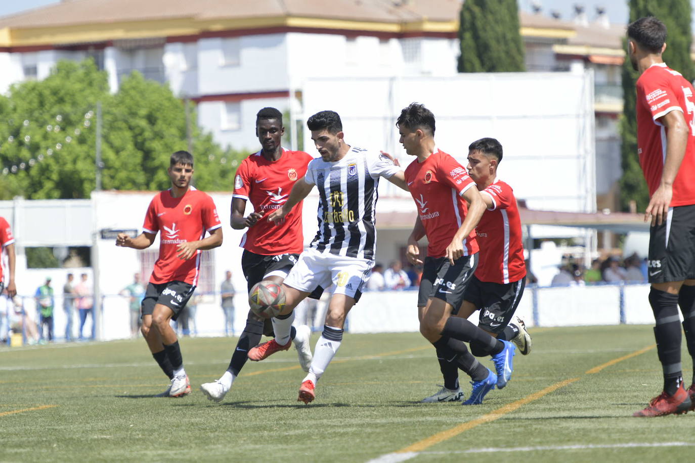 Las mejores imágenes del Montijo-Badajoz (1-2)