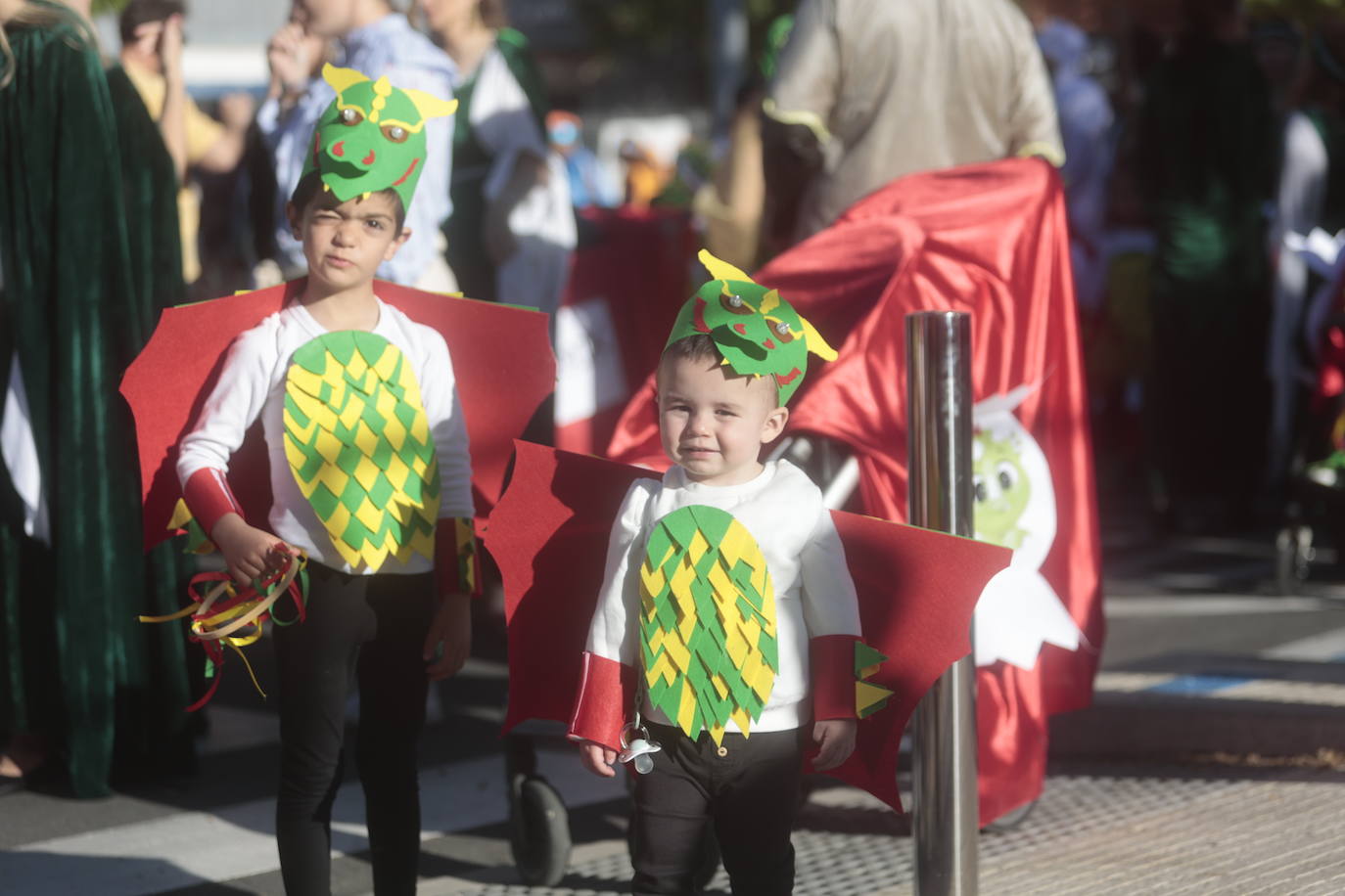 Imágenes del desfile de San Jorge en Cáceres