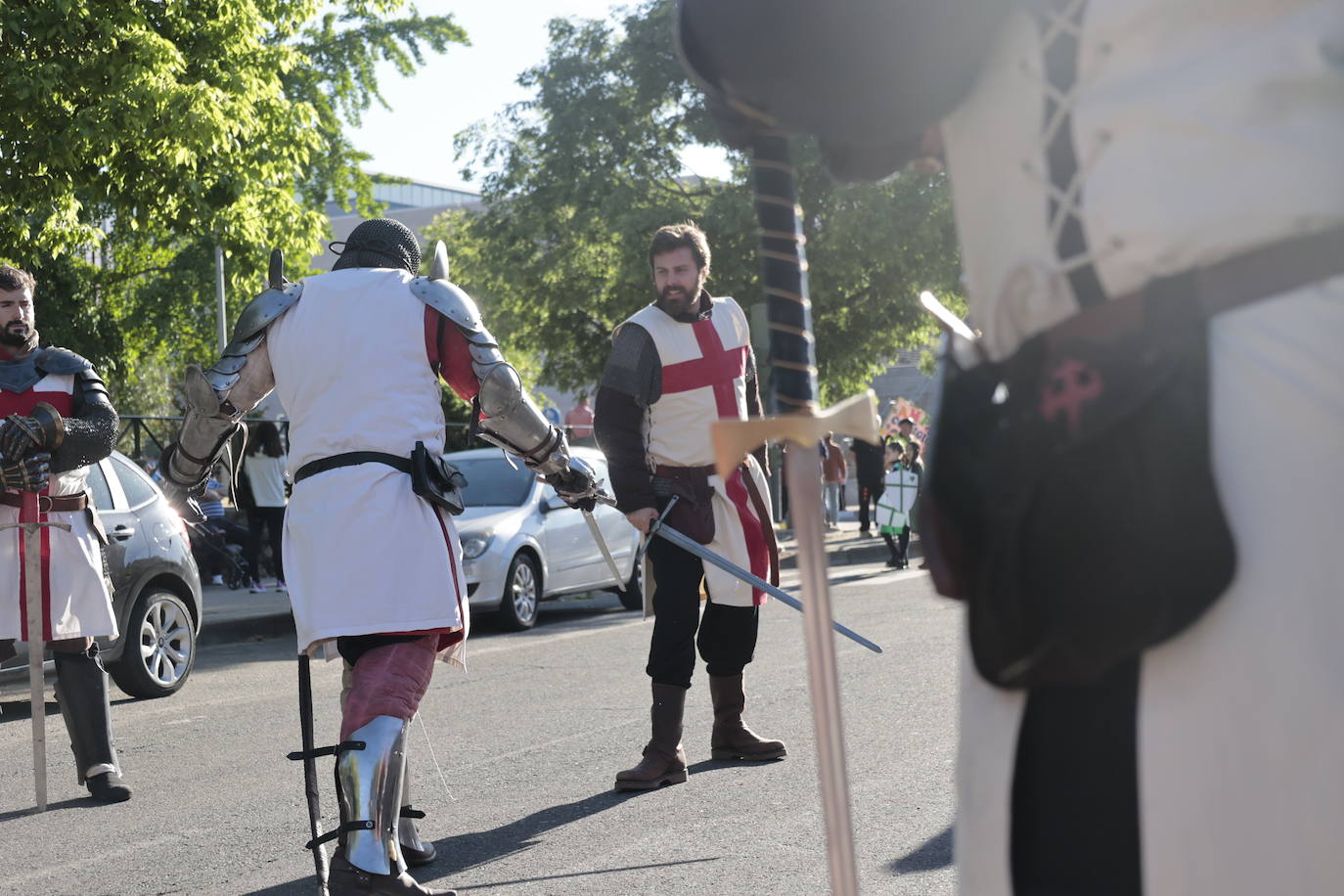 Imágenes del desfile de San Jorge en Cáceres