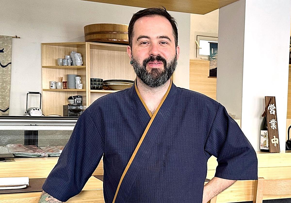 Bastian Fuentes en su restaurante japonés Saisho.