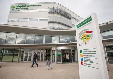 Herida una trabajadora de 62 años tras caer por unas escaleras en Cáceres