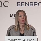 Así hemos narrado la intervención de María Guardiola en el Foro ABC de Madrid