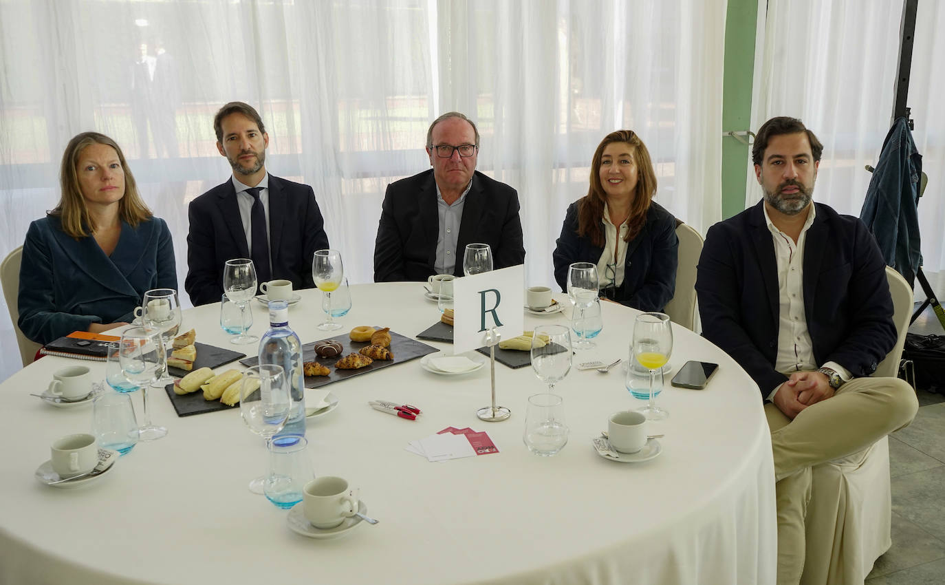 Rocío Romero, Ricardo García de Arriba, Florentino Tienza, Blanca Bravo y Javier Dorado