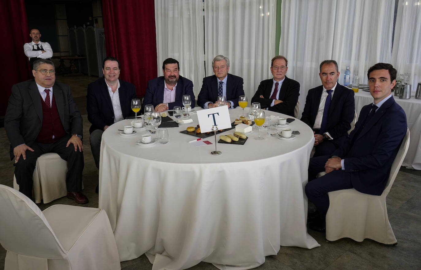 Matías Martínez-Pereda, Juan Miguel López, Julián Casas, Juan Manuel Arribas, Román Prieto, Francisco Javier Álvarez y Javier Piriz