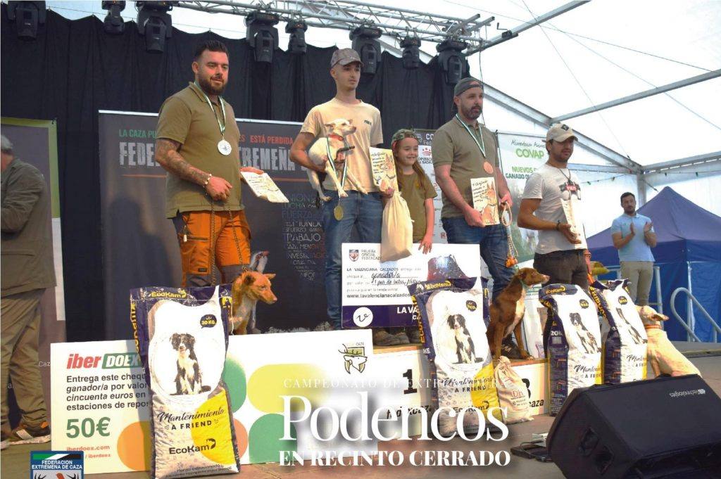 Podium del Campeonato Autonómico de Podenco en Recinto Cerrado