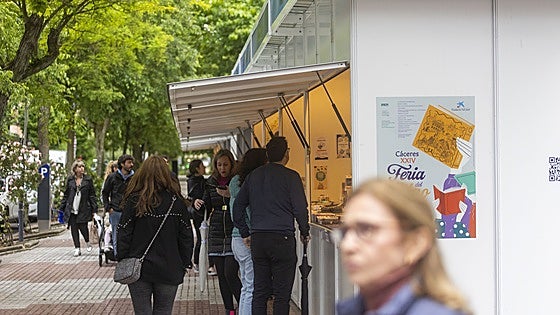 La Feria del Libro de Cáceres concluye con buen balance de ventas y críticas por el programa