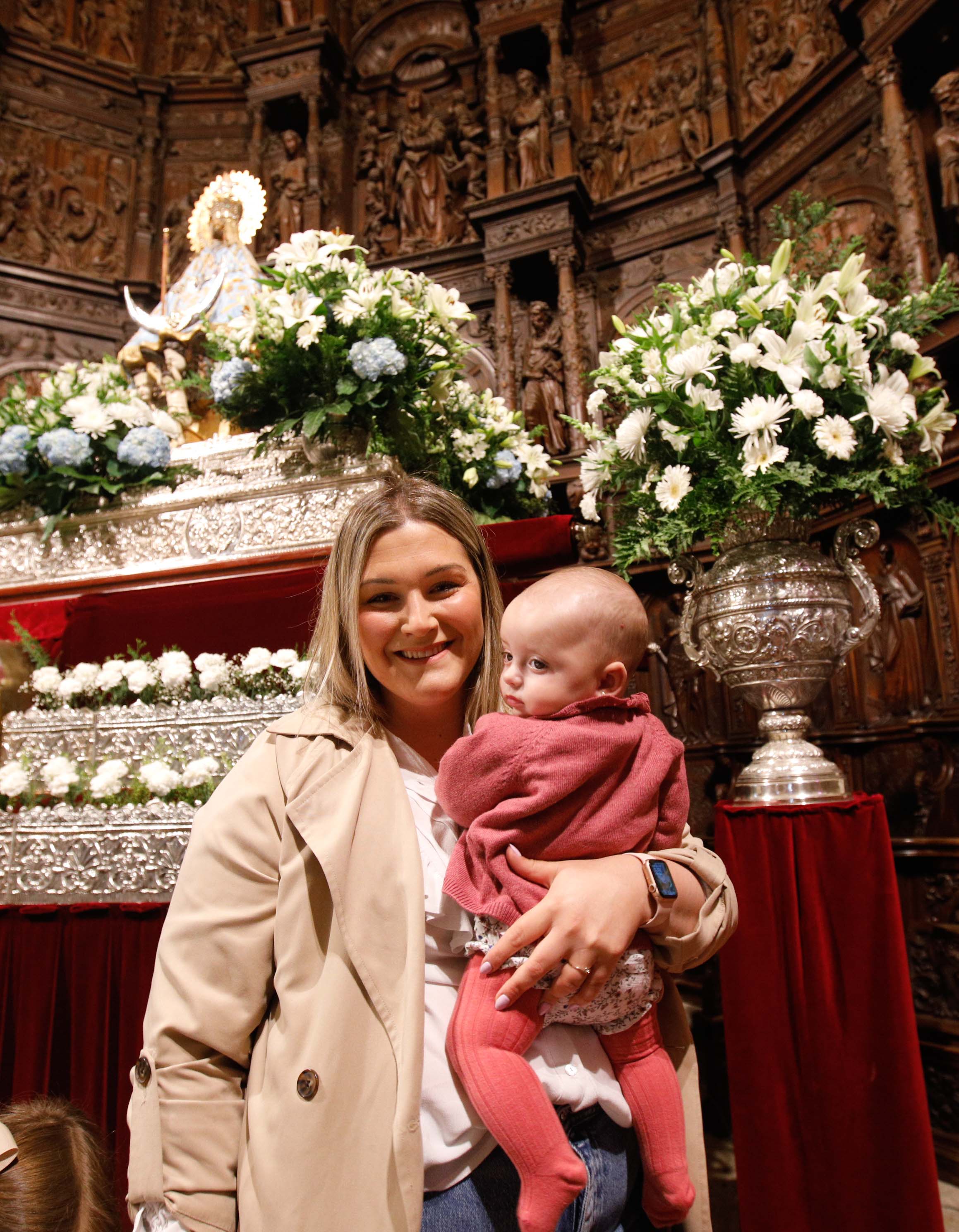 Búscate en la presentación de los bebés cacereños a la Virgen de la Montaña (II)