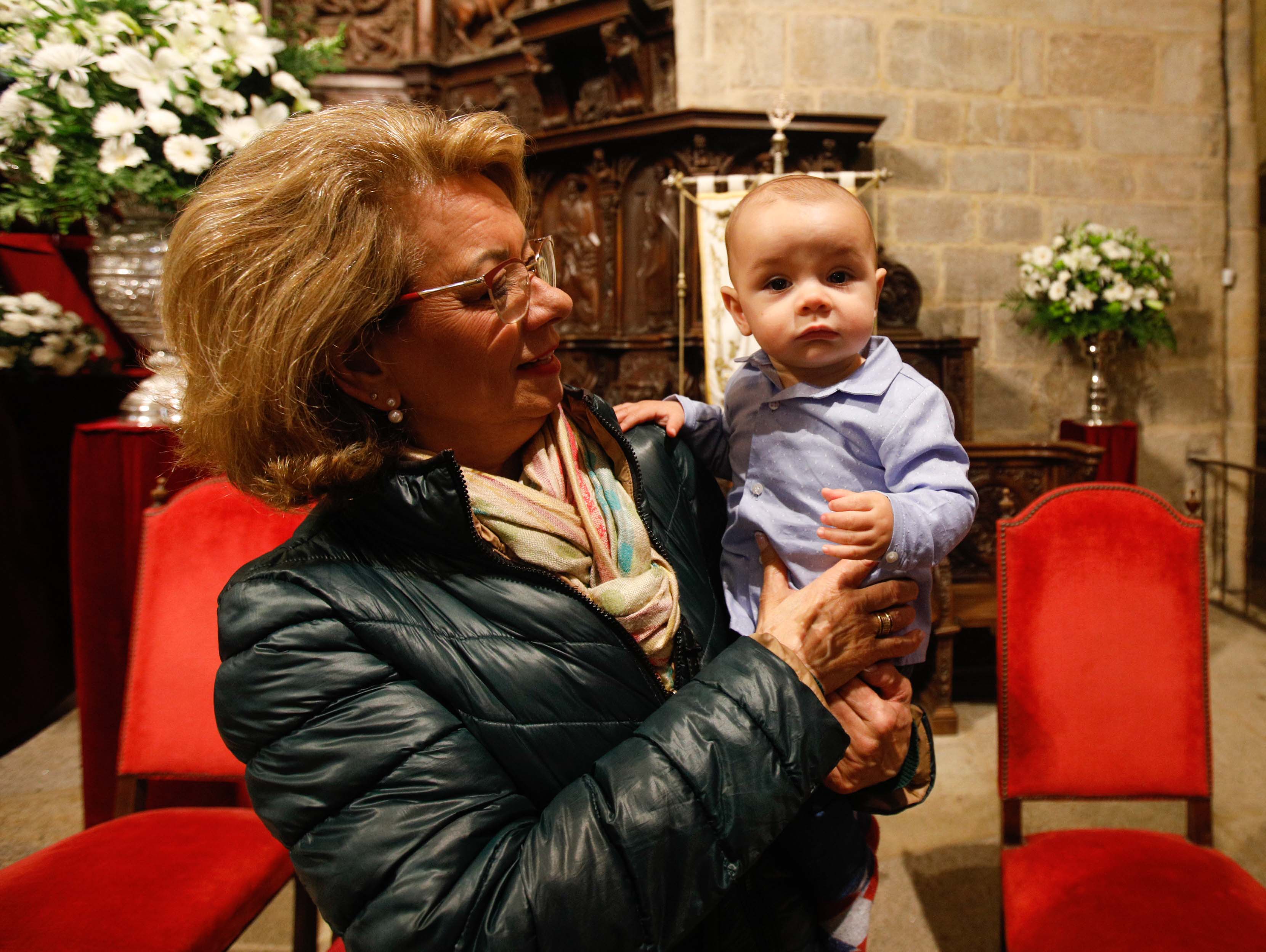 Búscate en la presentación de los bebés cacereños a la Virgen de la Montaña (I)