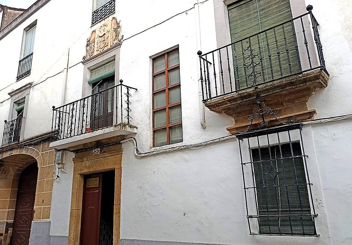 Fachada de la EH Ntra. Sra. de los Dolores