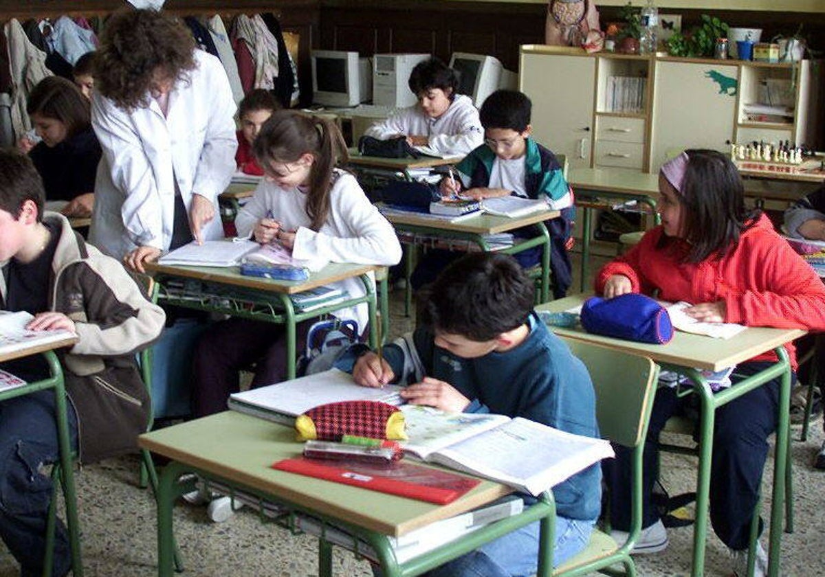 Alumnos en clase en una imagen de archivo.