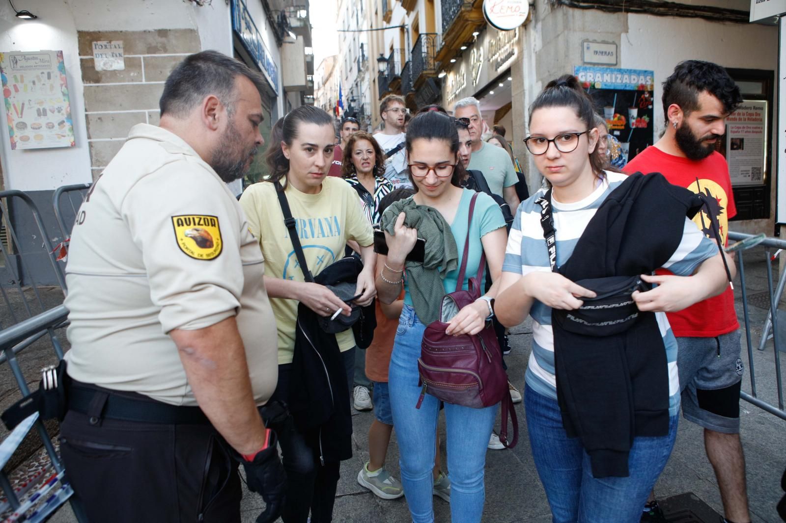 La primera jornada de Womad Cáceres 2024, en imágenes