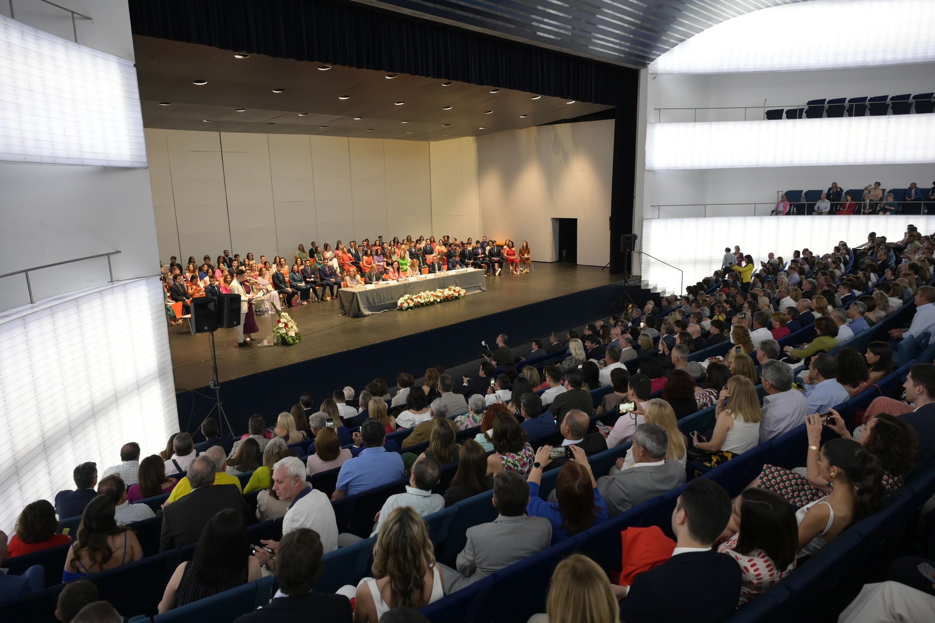 Búscate en el acto de graduación del Grado en Medicina