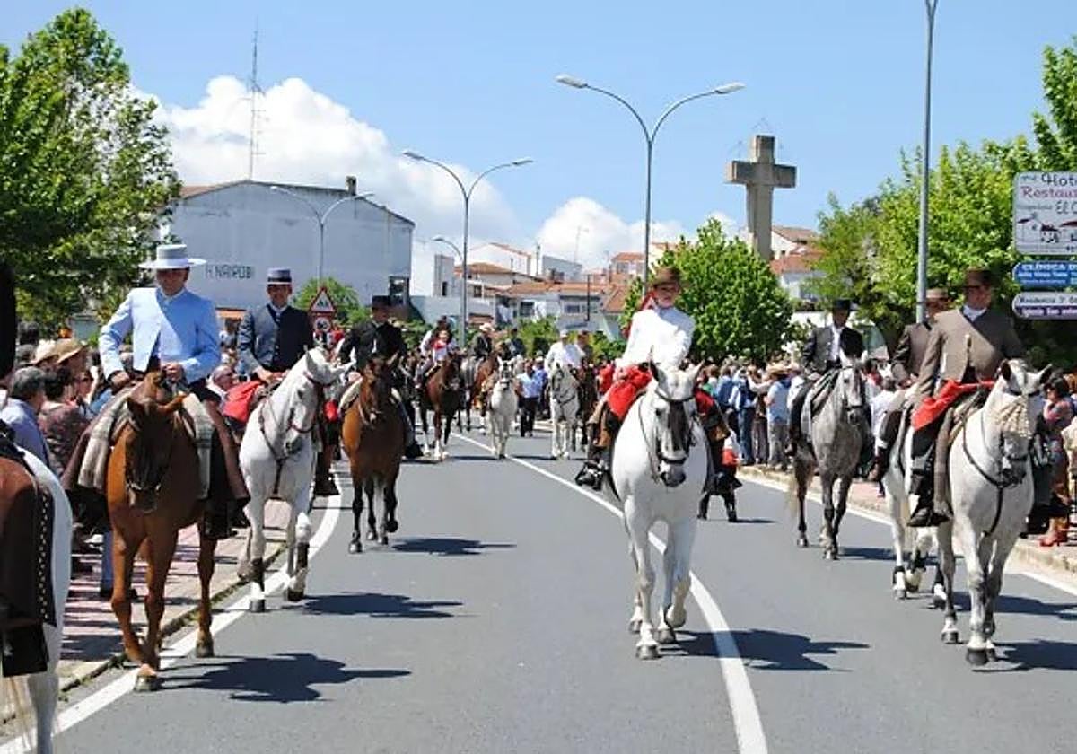 Valencia de Alcántara agasaja este miércoles a San Isidro con su romería urbana