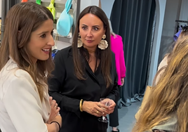 Marta Majada habló y asesoró a las asistentes al primer aniversario de Invitadisima Shop.