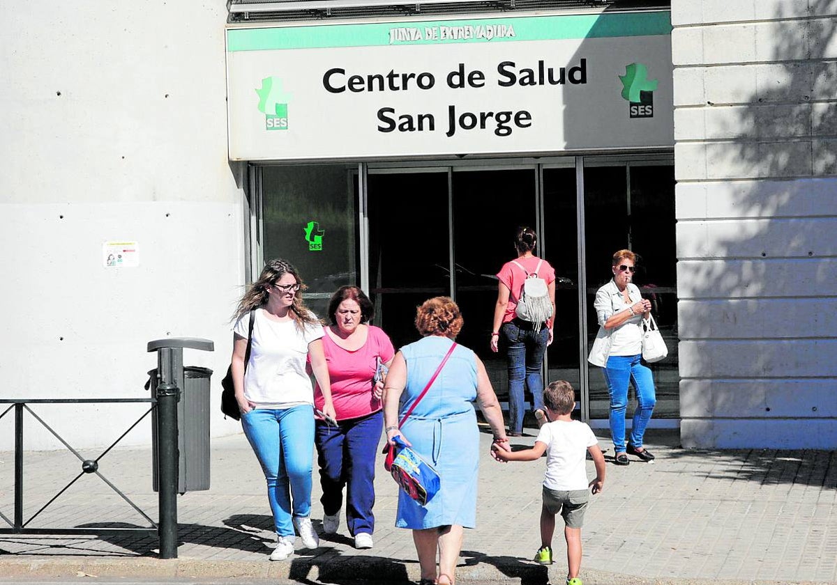 La Junta no ha presentado aún el plan de verano en el SES a los sindicatos.