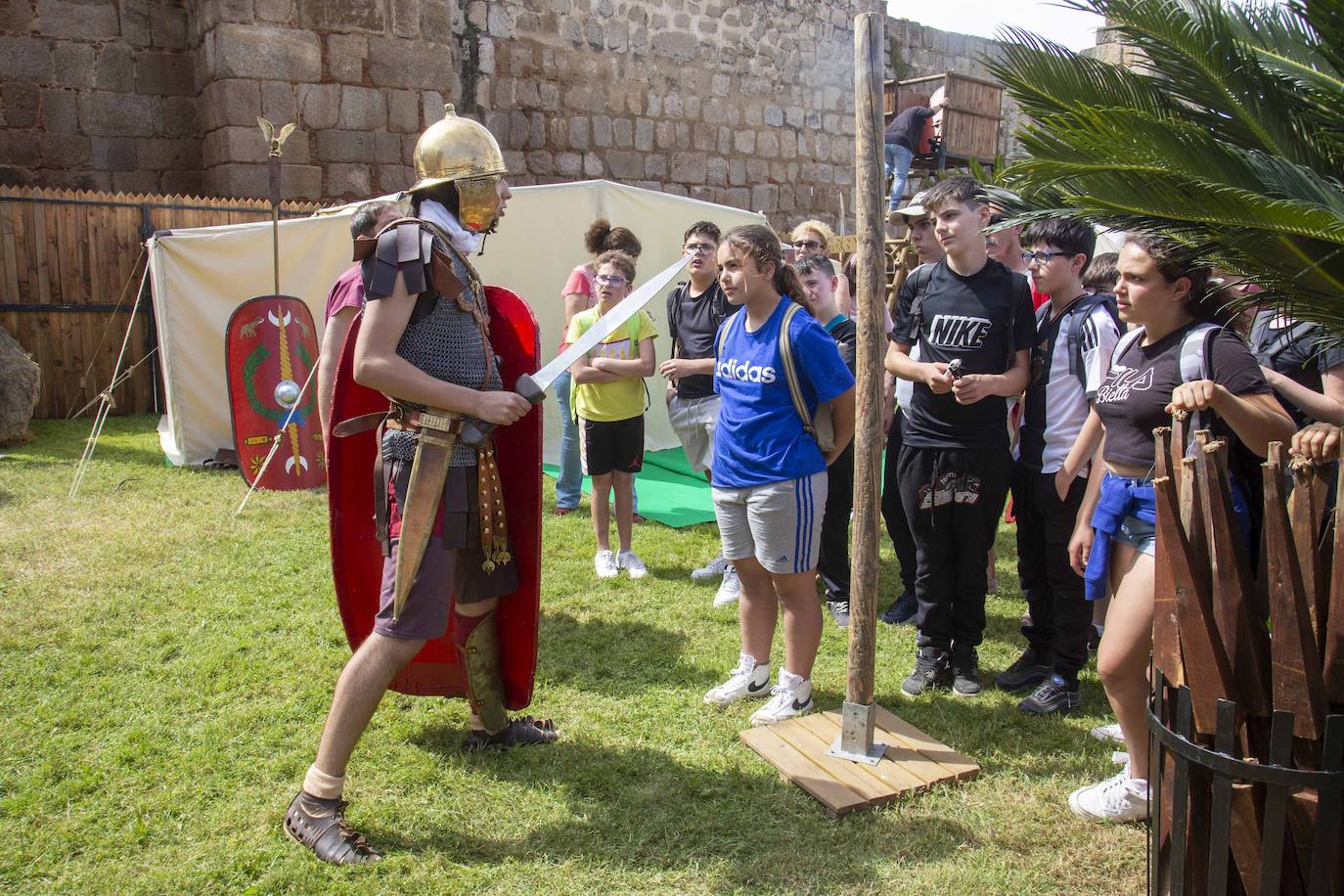 Las mejores imágenes de las actividades de gladiatura de este jueves (I)