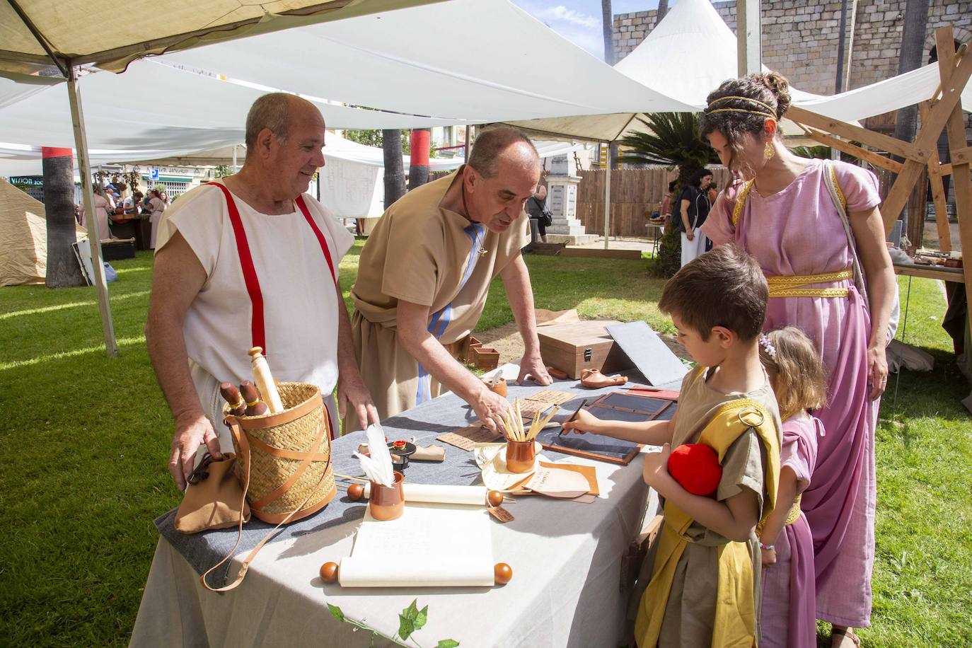 Las mejores imágenes de las actividades de gladiatura de este jueves (I)