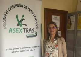 Toñi Cordero en la sede de la asociación Asextras, en Badajoz.