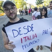 Imagen - «Vengo desde Italia. Quería ver Madrid y al saber que Ana Mena actuaba en Cáceres no he dudado en venir»