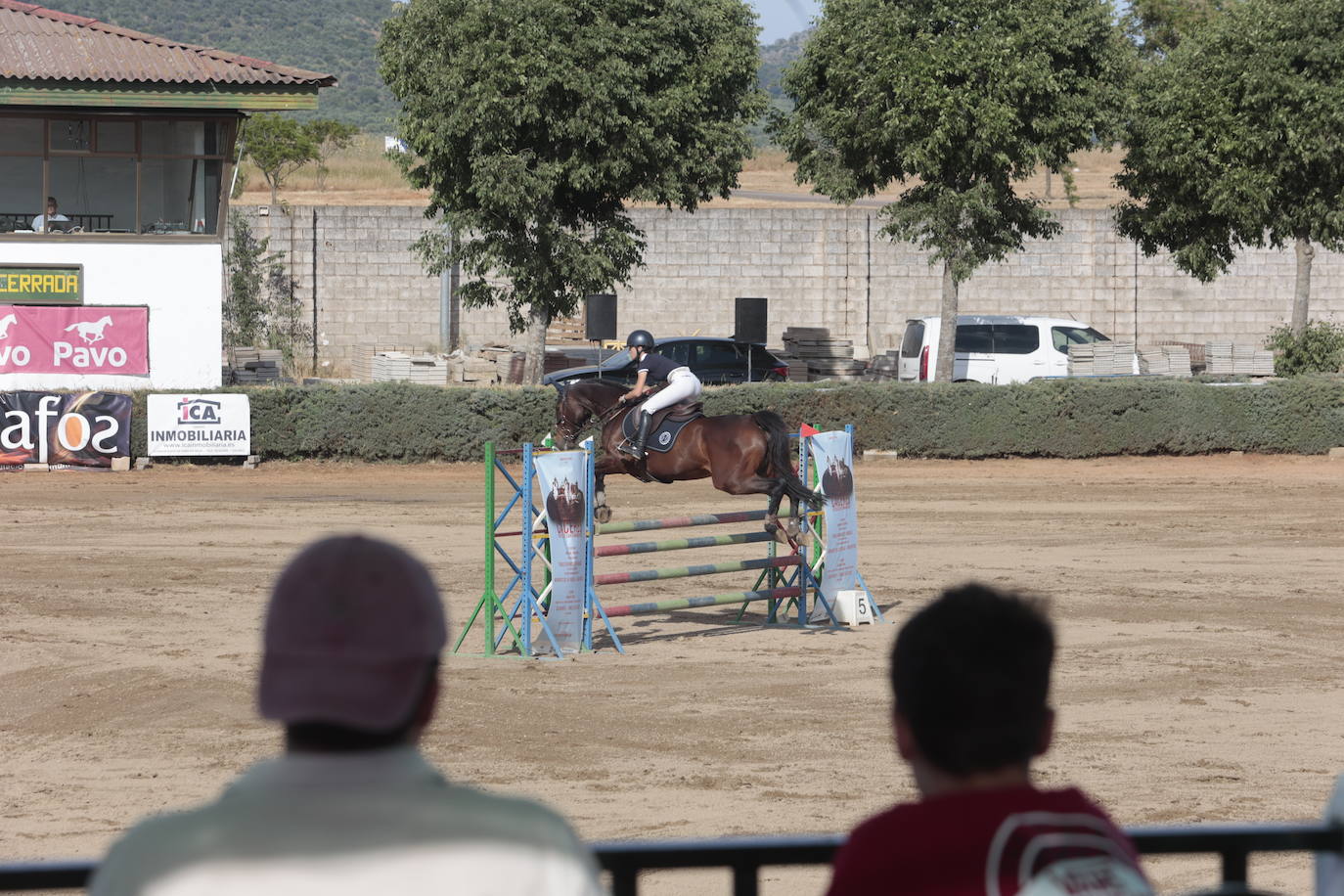 Concurso Nacional de Saltos en la preferia de Cáceres, en imágenes