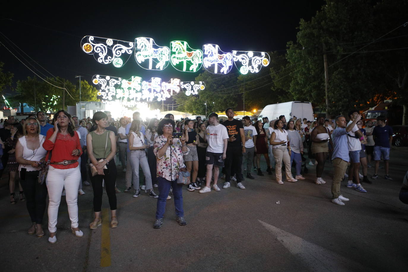 Las mejores imágenes del encendido de luces de la Feria de San Fernando