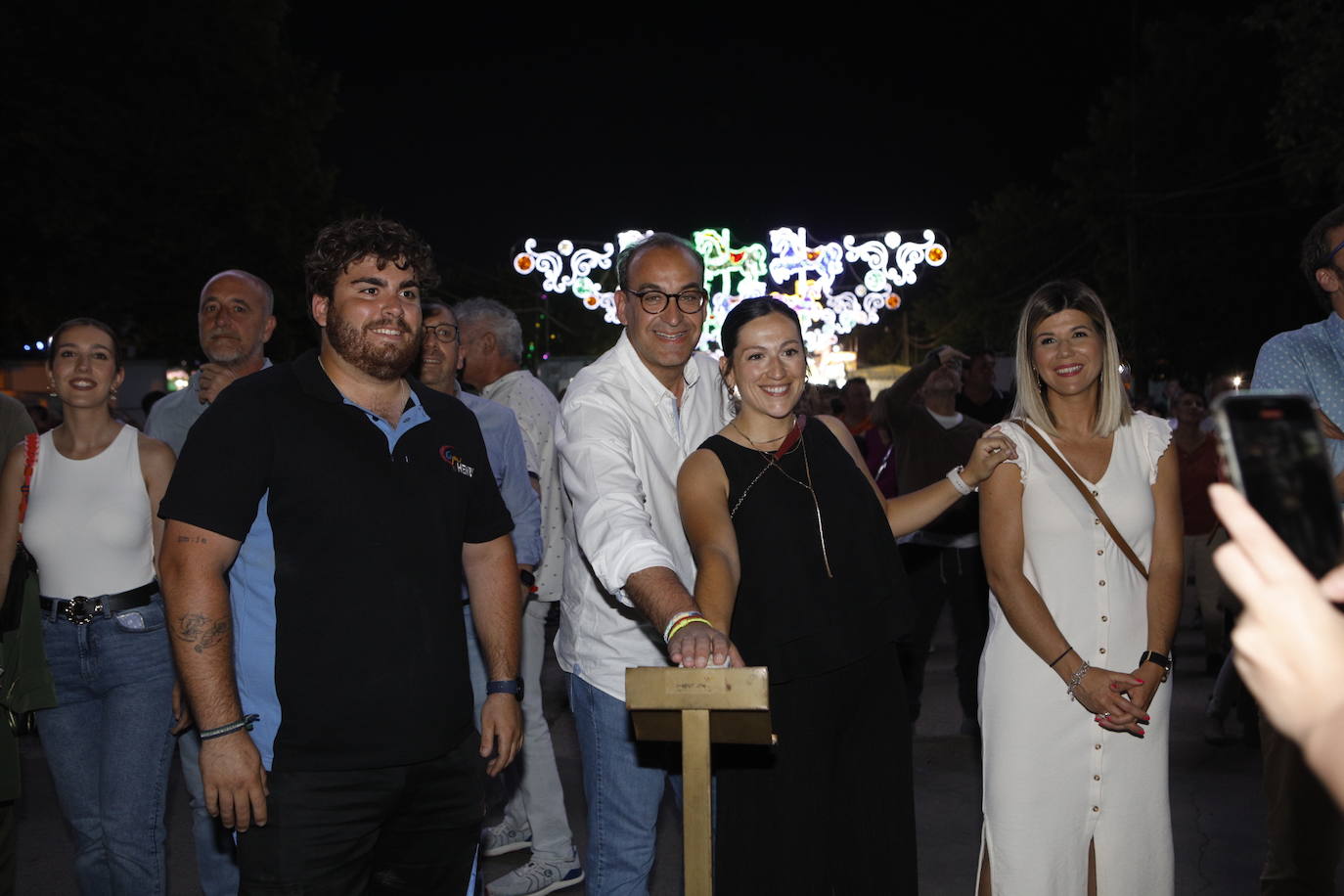 Las mejores imágenes del encendido de luces de la Feria de San Fernando