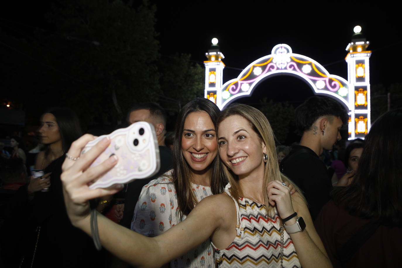 Las mejores imágenes del encendido de luces de la Feria de San Fernando