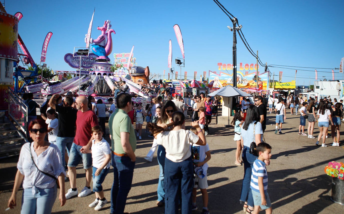 Las mejores imágenes del segundo Día del Niño en la Feria de San Fernando de Cáceres