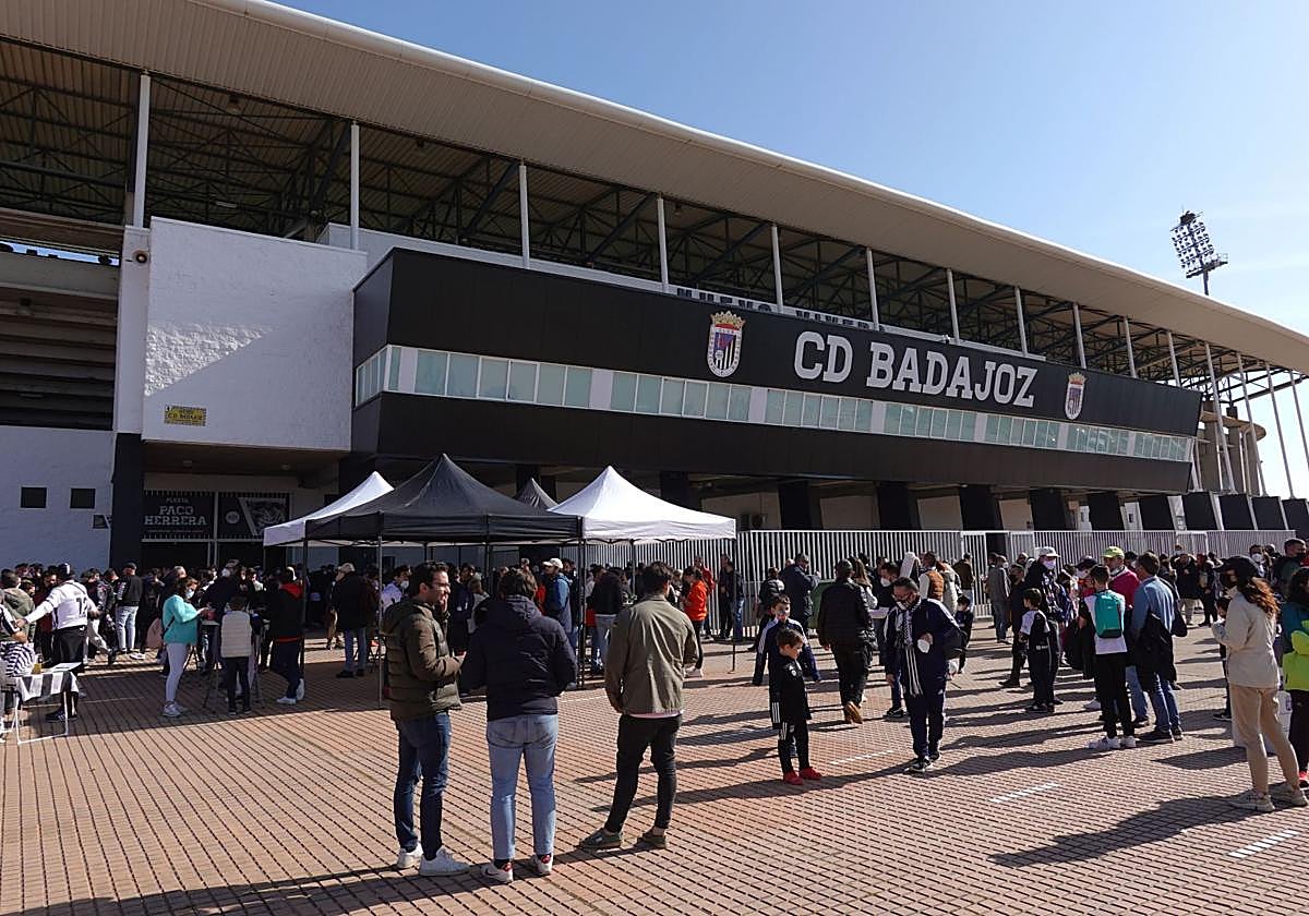 El Nuevo Vivero volverá a vivir un partido de la Roja el próximo miércoles.