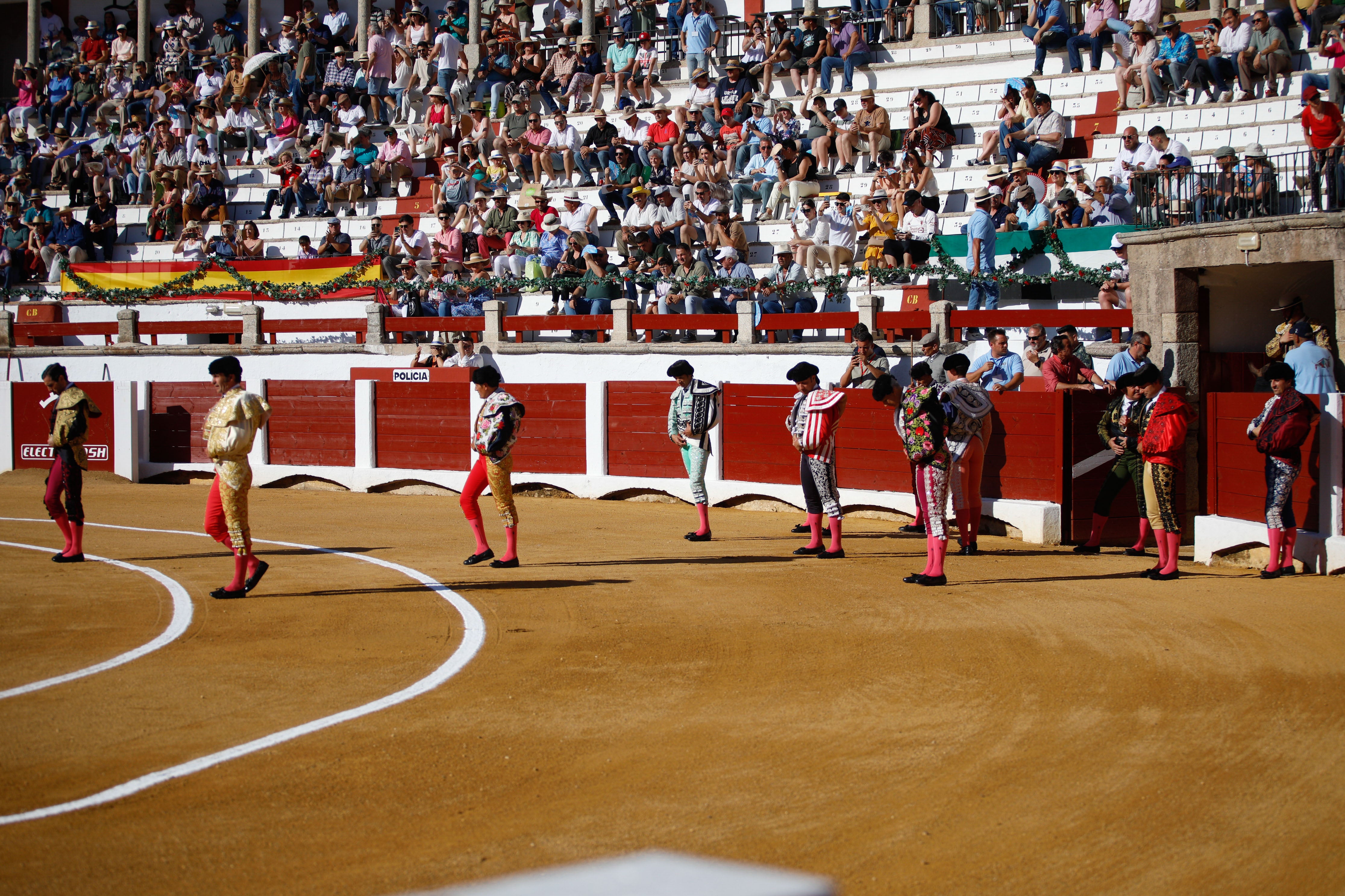 Fotos | Las mejores imágenes del regreso de los toros a Cáceres (I)