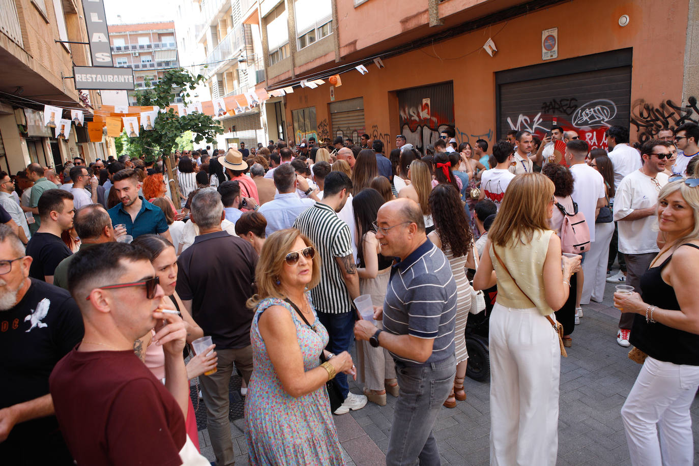 Las mejores imágenes de la Feria de Día en el centro de Cáceres este sábado