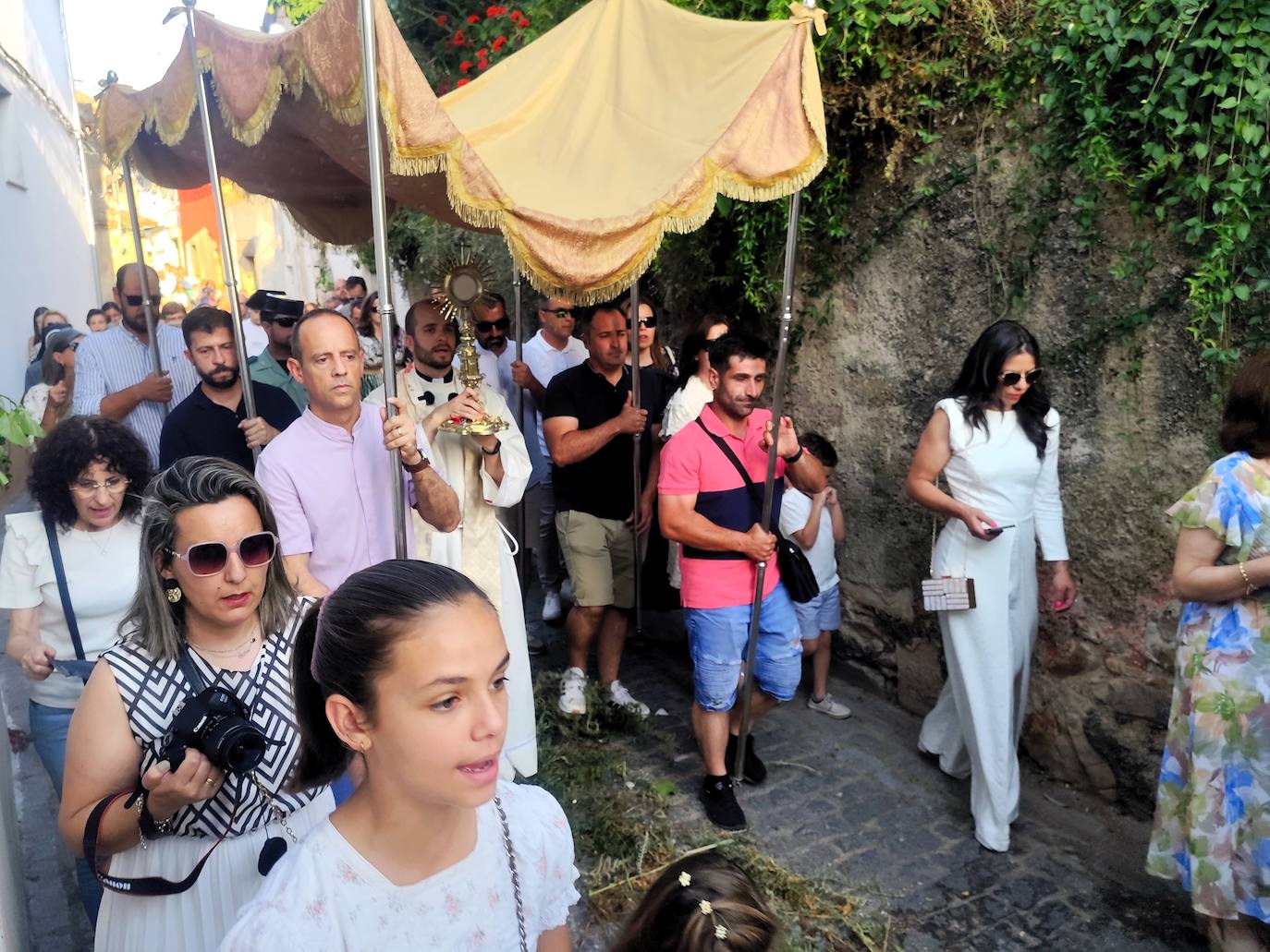 Procesión del Corpus por la Villa Adentro
