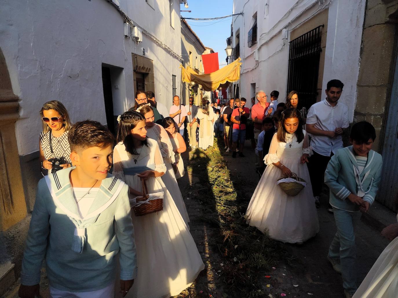 Procesión del Corpus por la Villa Adentro