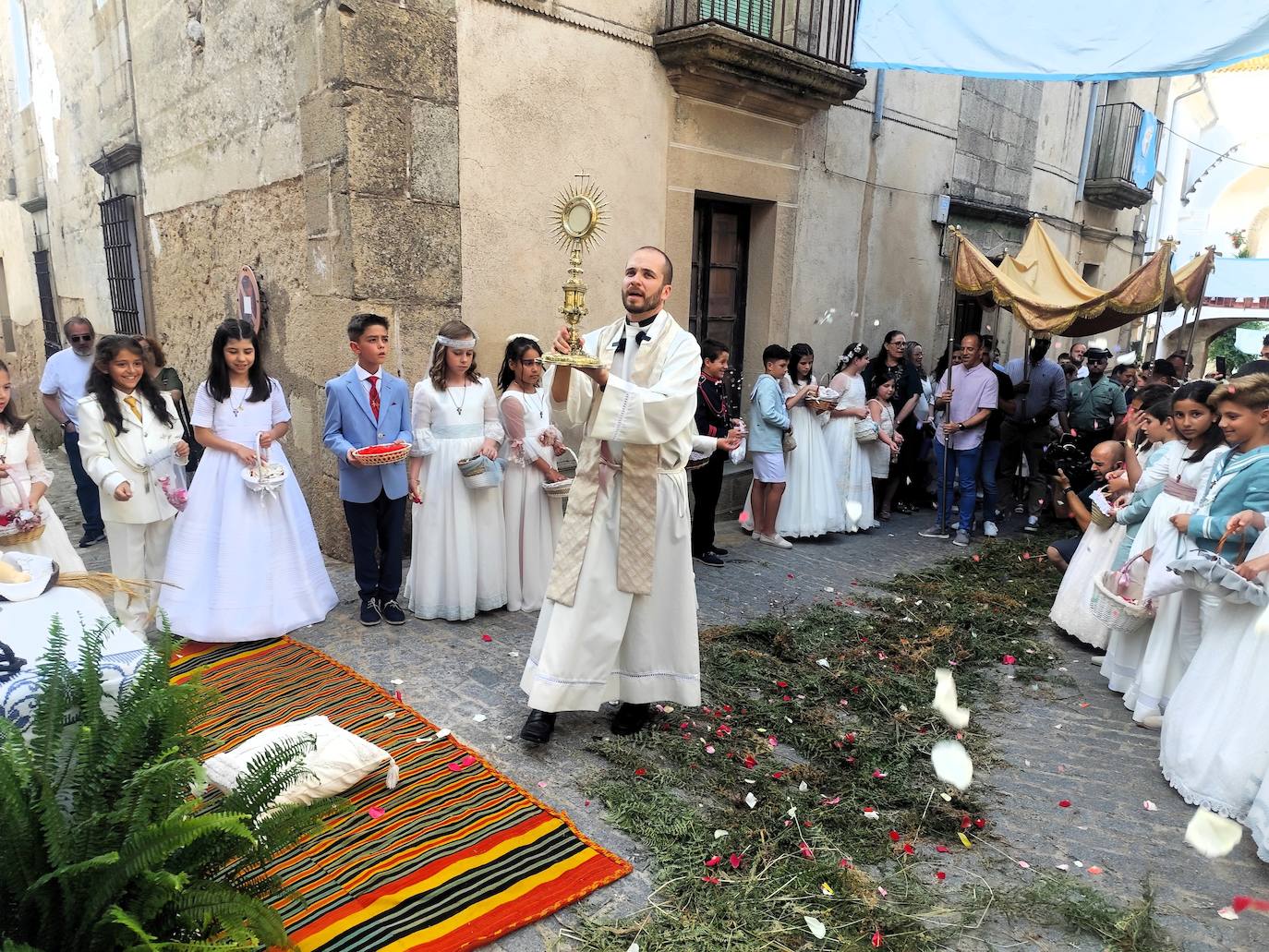 Procesión del Corpus por la Villa Adentro