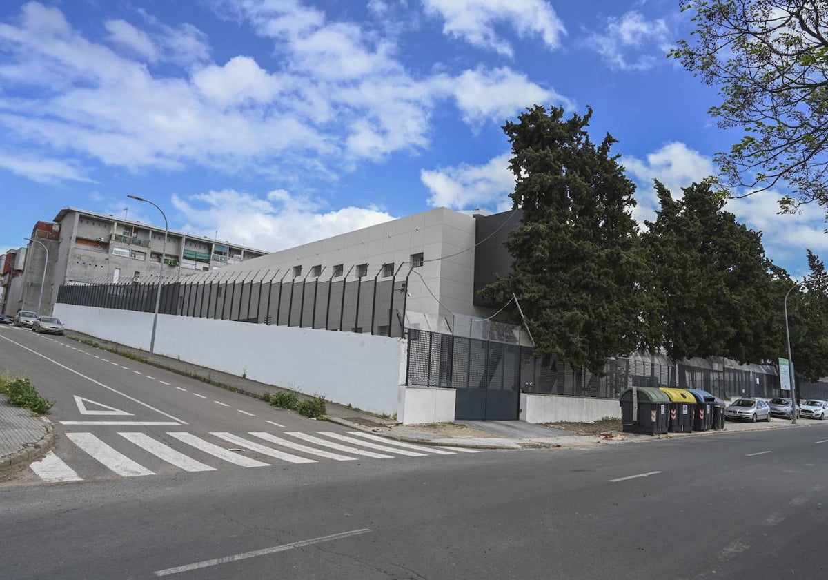 Centro Marcelo Nessi en Badajoz, donde los menores cumplen medidas judiciales.