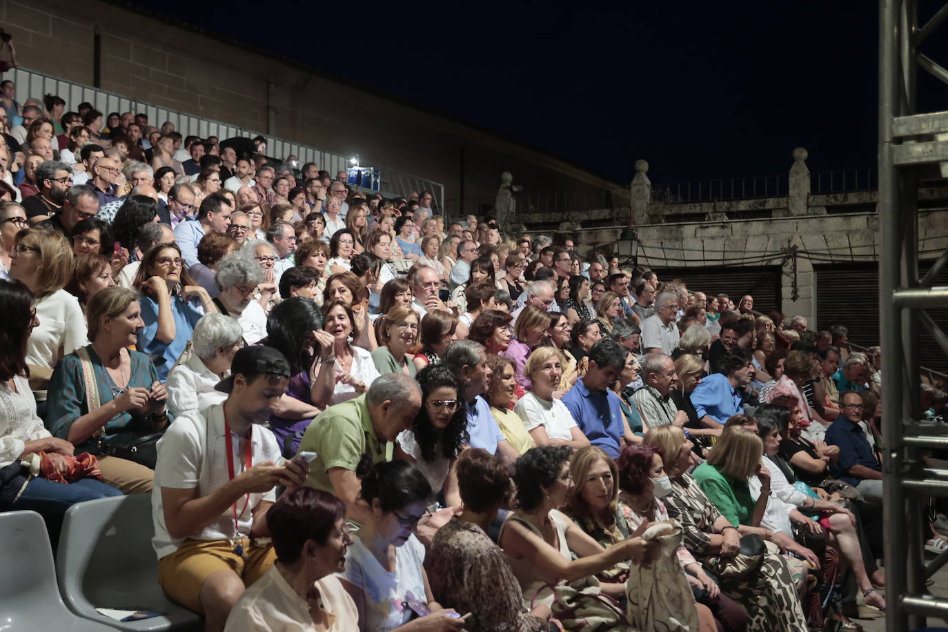 Carlos Hipólito abre con &#039;Burro&#039; la edición número 35 del Festival de Teatro de Cáceres