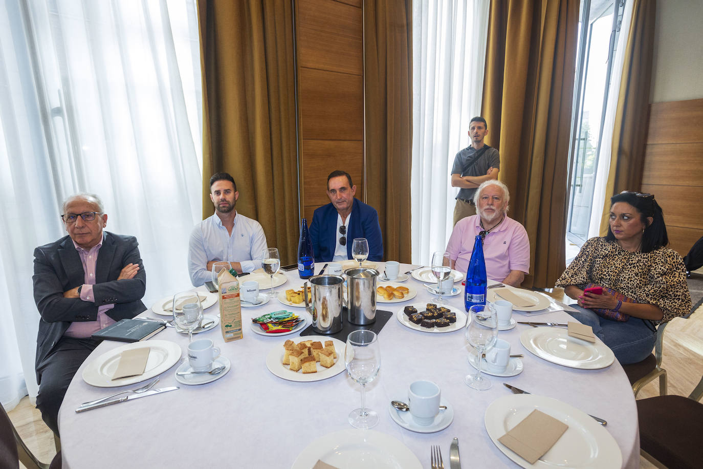 José Manuel Mateos, David Romero, Juan Carlos Martínez, Juanjo García y María Blanco. 