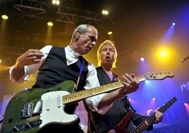 Imagen de archivo de la banda británica Status Quo.