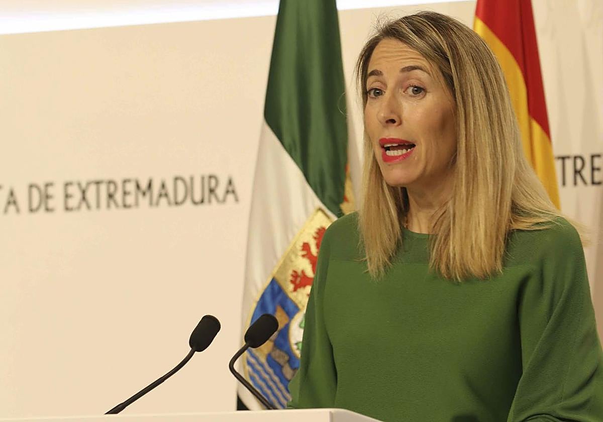 María Guardiola.