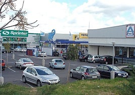 Castellana Properties, dueña de El Faro, vende su parque comercial de Cáceres