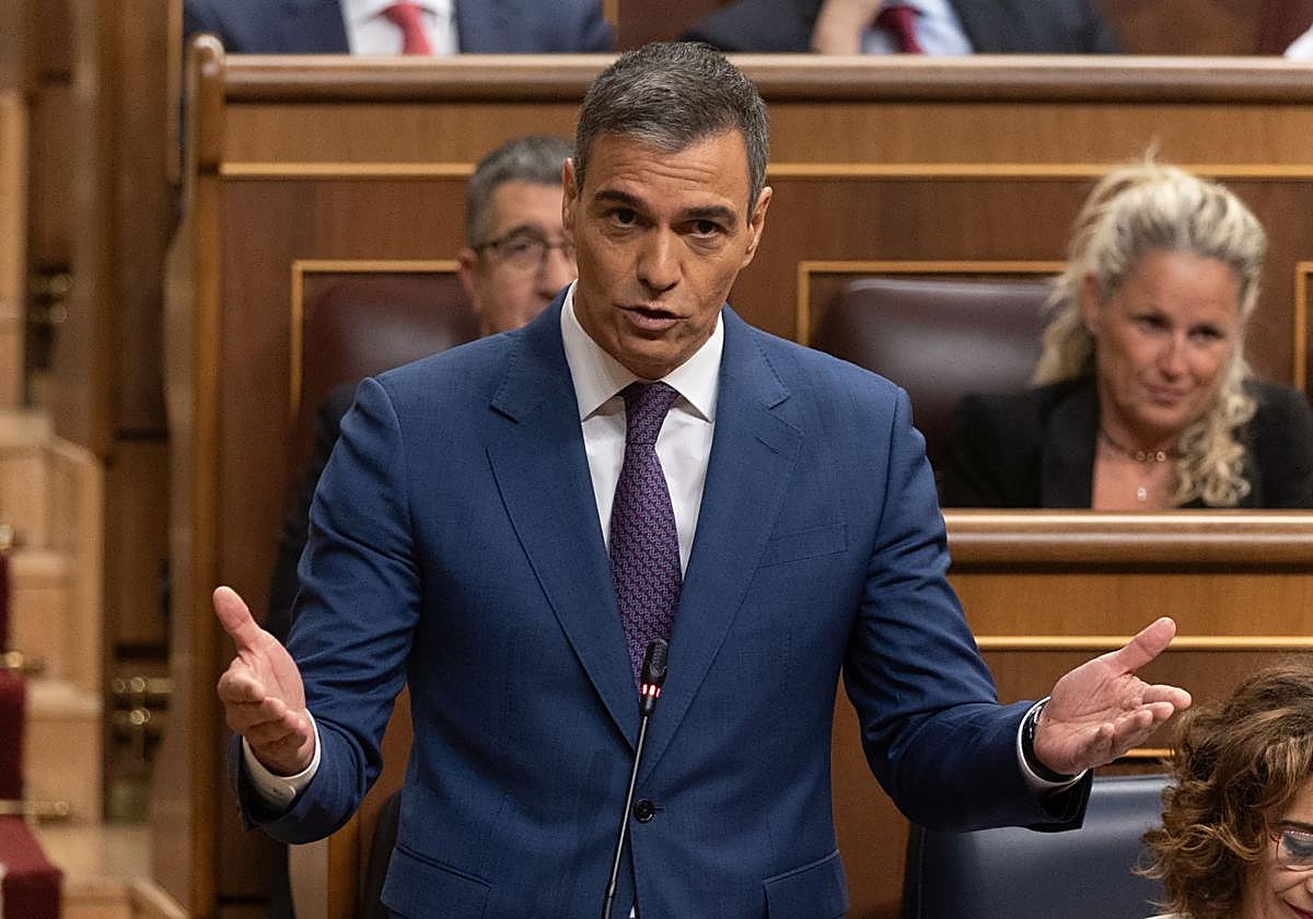 Pedro Sánchez, durante la sesión de control al Gobierno este martes.
