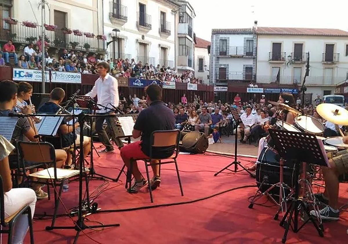 Tributo a The Beatles de la Escuela de Música de Coria