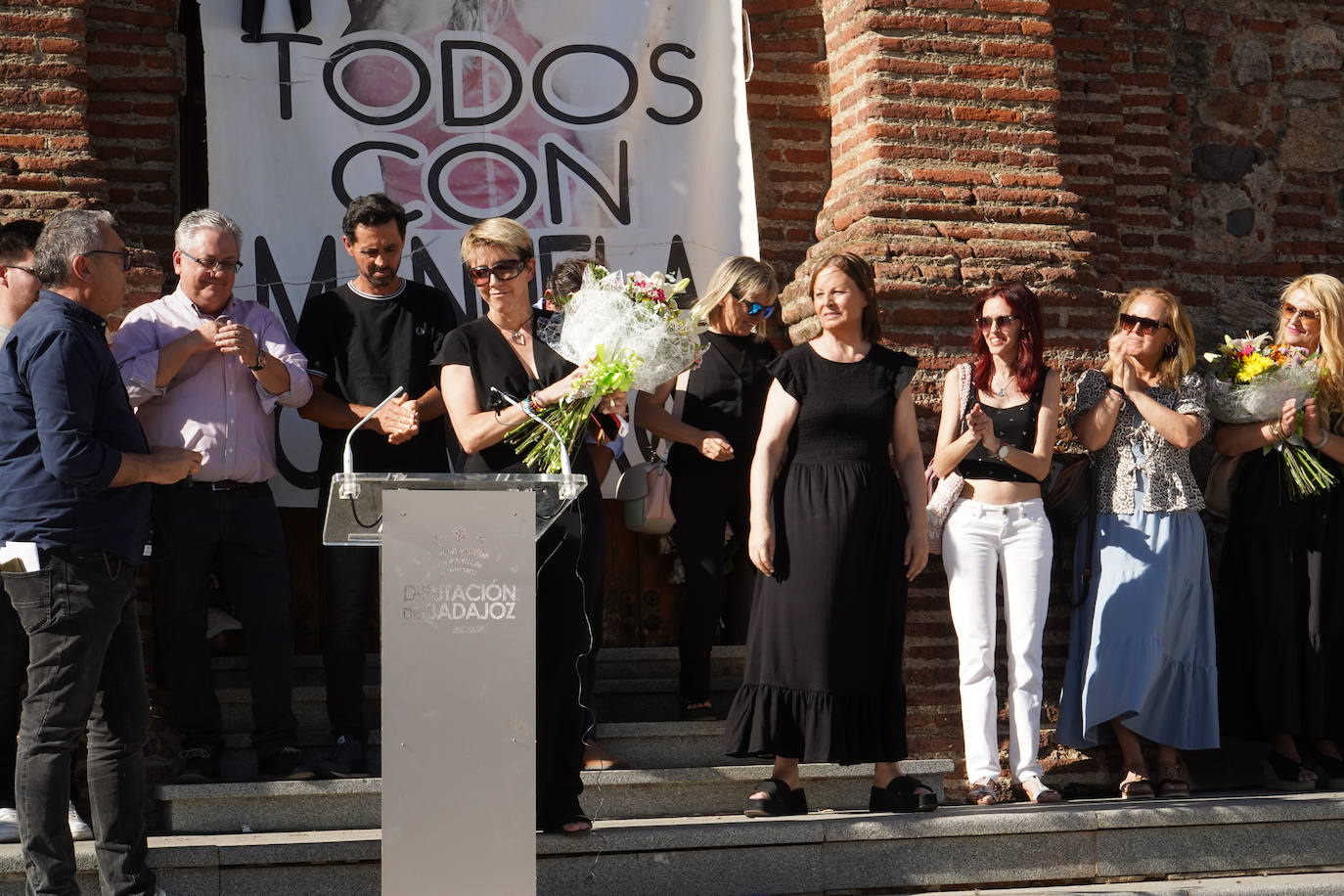 Fotos | Homenaje y funeral de Manuela Chavero en Monesterio