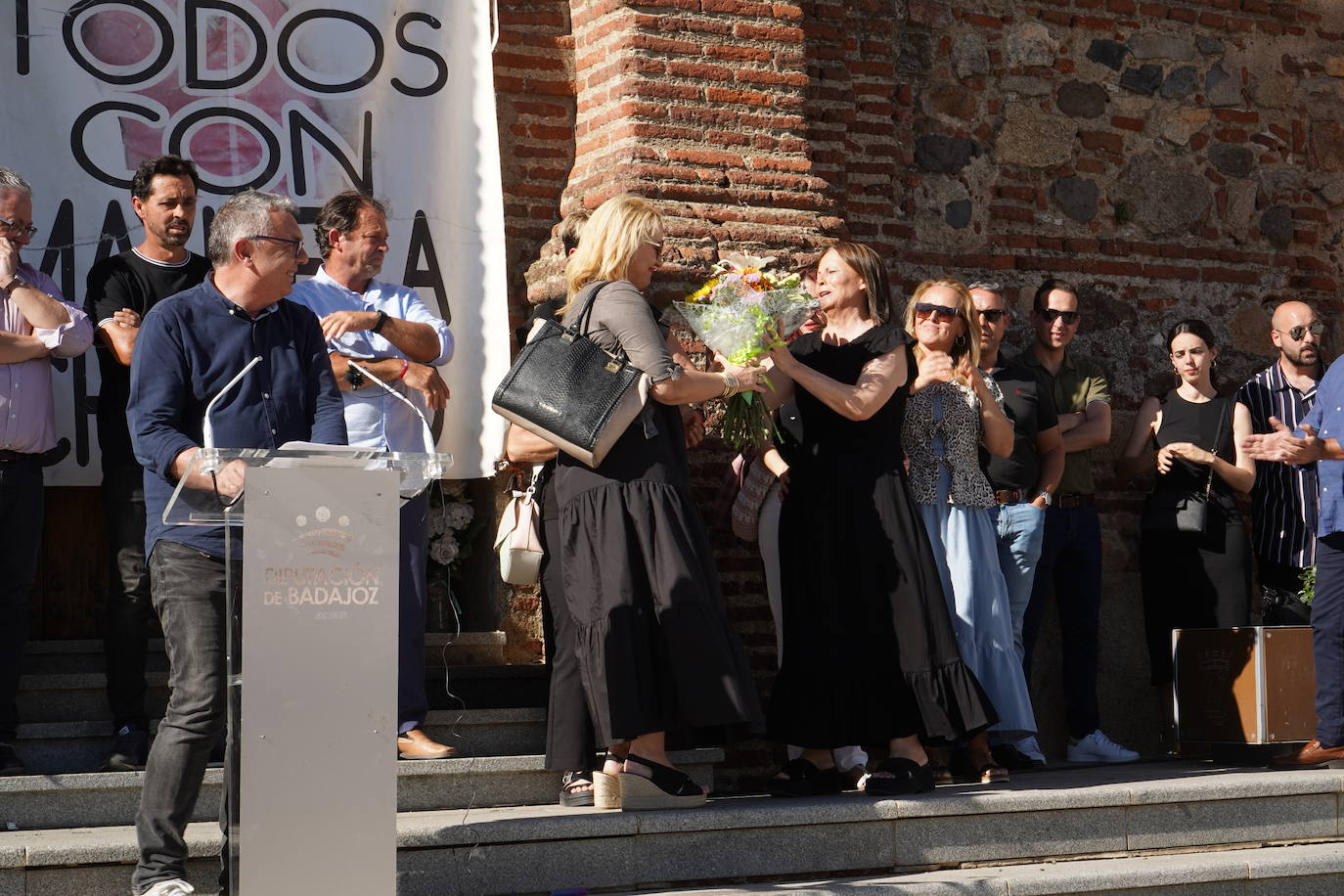 Fotos | Homenaje y funeral de Manuela Chavero en Monesterio