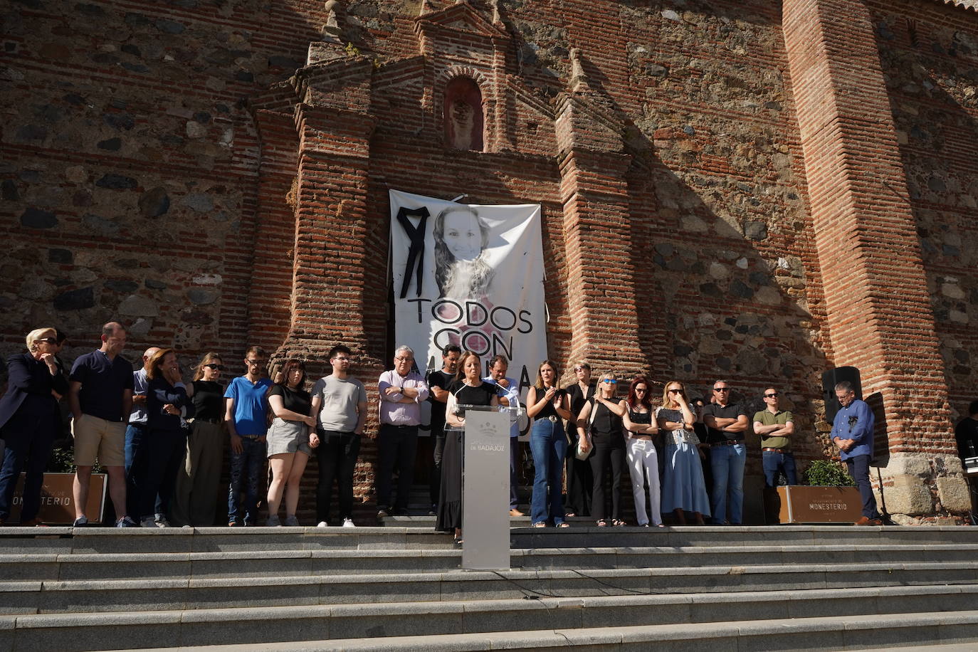 Fotos | Homenaje y funeral de Manuela Chavero en Monesterio