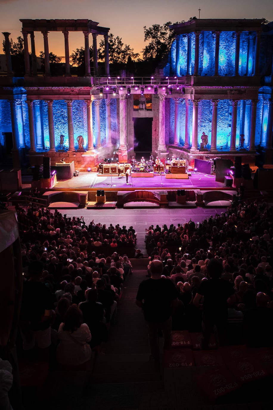 Las mejores imágenes del concierto de Status Quo en el Teatro Romano de Mérida