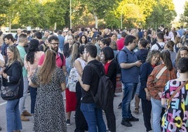 El sábado de oposiciones docentes en Cáceres, en imágenes