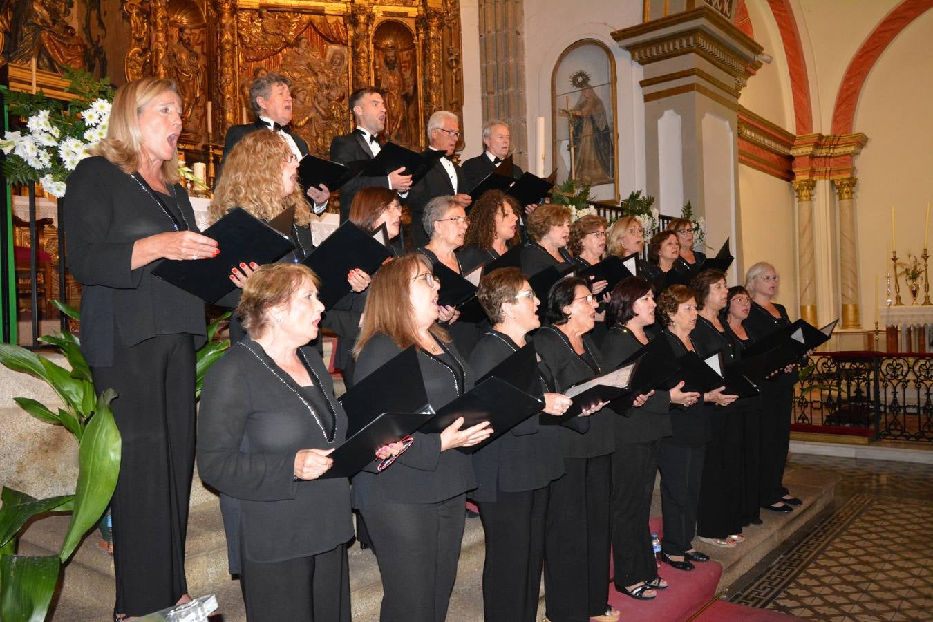 Seis grupos unieron sus voces en el encuentro de corales Juan Ignacio Márquez