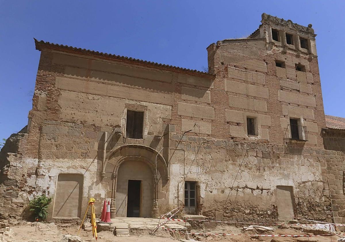 Fachada del convento de las Freylas, en Santa Eulalia.