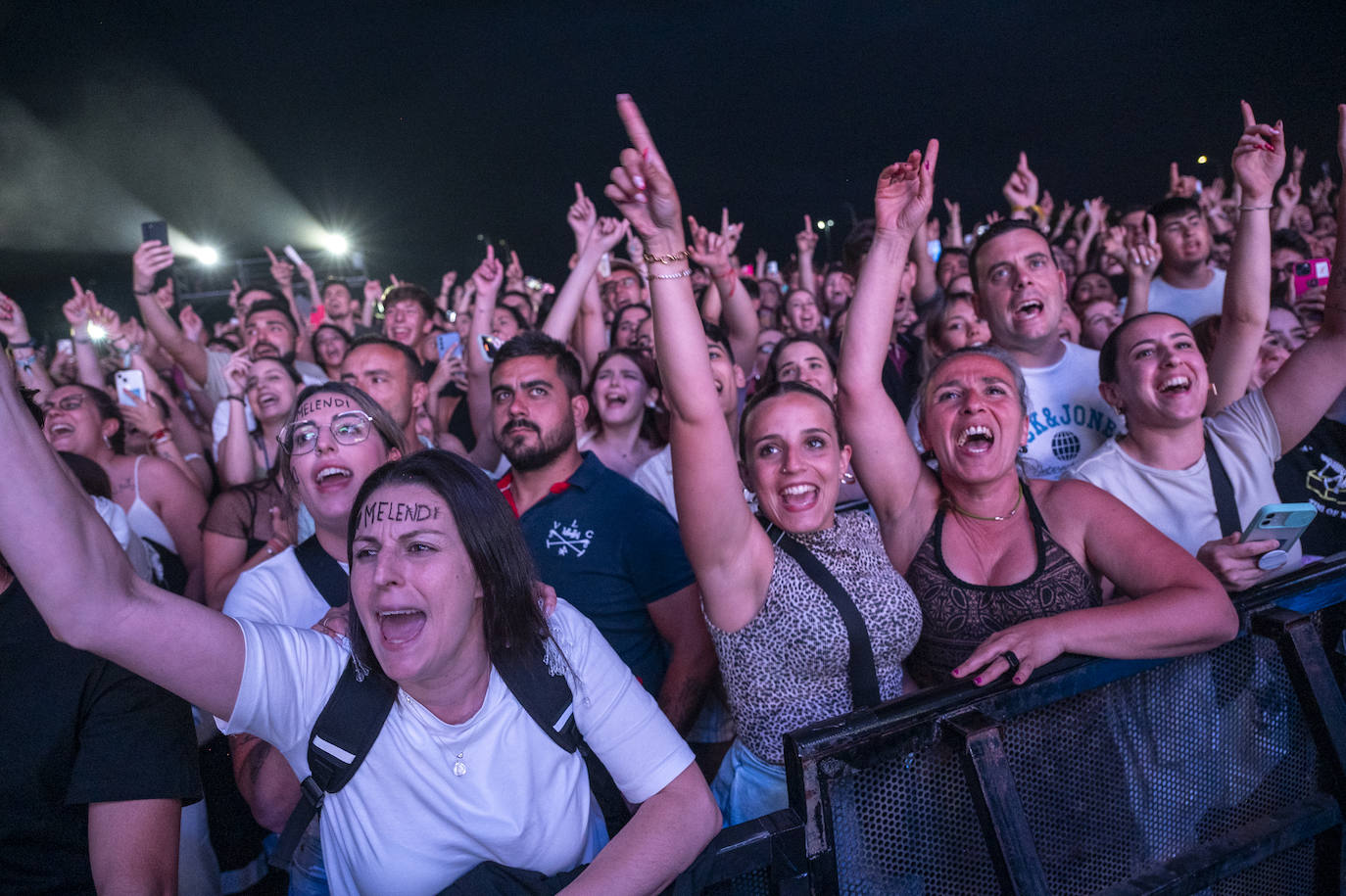 Las mejores fotos del concierto de Melendi en Badajoz